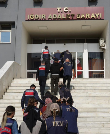9 Yıl Önce 13 Poli̇si̇n Şehi̇t Edi̇ldi̇ği̇ Terör Saldırısı İle İlgi̇li̇ Gözaltına Alınan 8 Şüpheli̇ Adli̇yede