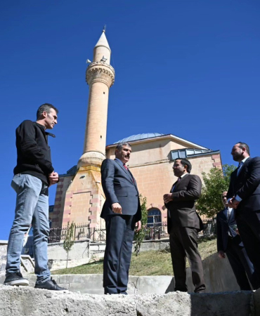 Abdurrahman Gazi̇de Çevre Düzenlemesi̇ Sürüyor