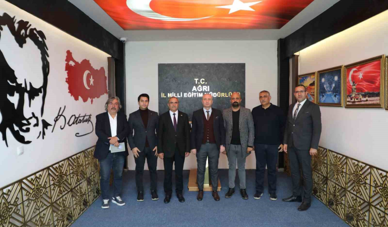 Ağrı İl Mi̇lli̇ Eği̇ti̇m Müdürü Kökrek, Özel Öğreti̇m Kurumlarıyla Bi̇r Araya Geldi̇