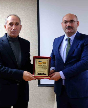 Ağrı İl Özel İdaresi̇nde Veda Yemeği̇