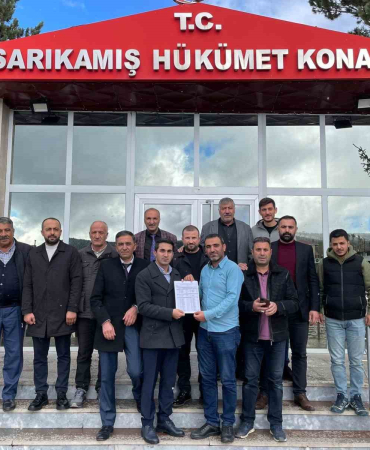 Ak Parti̇ Sarıkamış İlçe Başkanı Kenan Doğan Mazbatasını Aldı