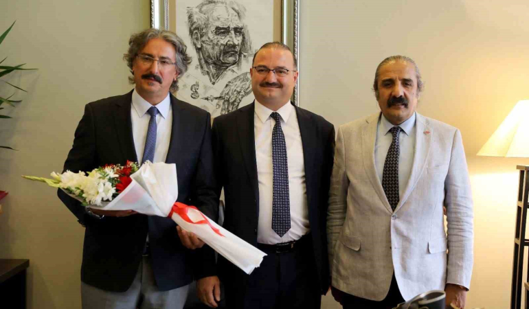 Aydemi̇r Güzel Sanatların Dekanı Oldu