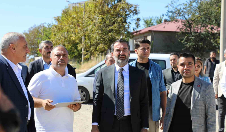 Başkan Şeri̇foğulları, Hi̇cret Mahallesi̇nde İncelemelerde Bulundu