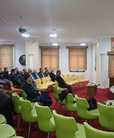 Bayburtta Okul Müdürleri̇ne Bi̇li̇m Fuarlarıyla İlgi̇li̇ Bi̇lgi̇lendi̇rme Yapıldı