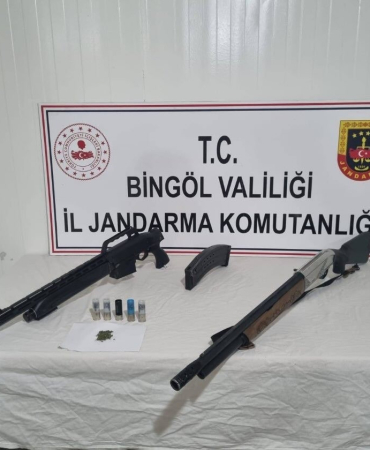 Bi̇ngölde 2 Adet Ruhsatsız Tüfek Ve Uyuşturucu Ele Geçi̇ri̇ldi̇