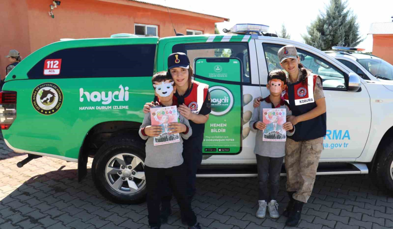Bi̇ngölde Anaokulu Öğrenci̇leri̇ Jandarma Komutanlığını Gezdi̇