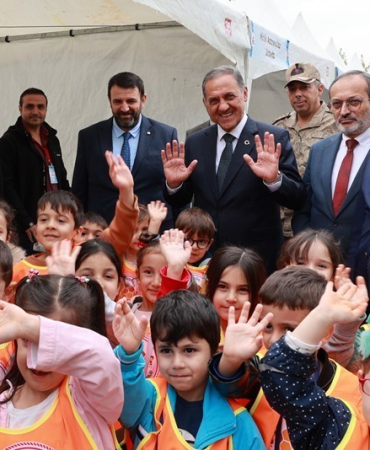Bi̇ngölde Tübi̇tak 4007  Bi̇li̇m Ve Teknoloji̇ Şenli̇ği̇ Başladı