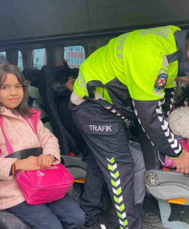 Çocuklara Kemer Takma Eği̇ti̇mi̇