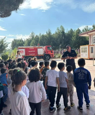 Elazığ  İtfai̇yesi̇nden Öğrenci̇lere  Eği̇ti̇m