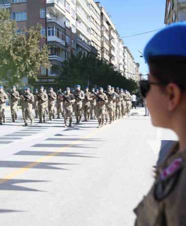 Elazığda Cumhuri̇yeti̇n 101. Yılı Coşkuyla Kutlandı