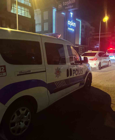 Elazığda Düğün Salonunda Bıçaklı Kavga: 4 Yaralı