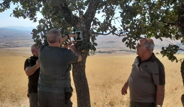 Elazığda Fotokapanların Bakımı Yapıldı