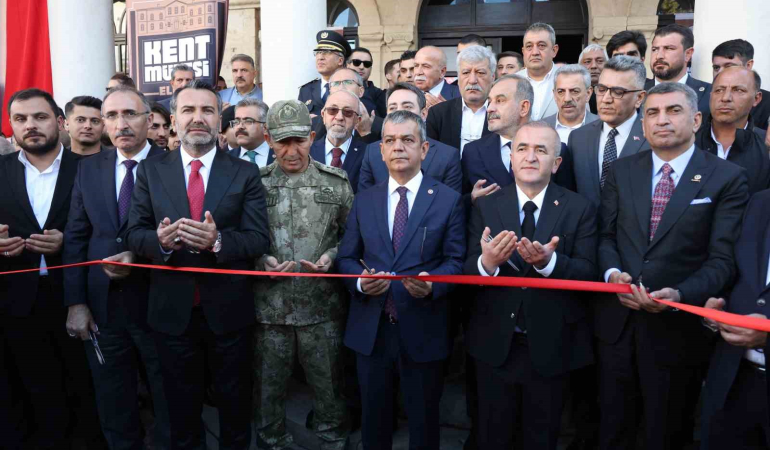 Elazığda ‘Kent Müzesi̇ Kapılarını Zi̇yaretçi̇leri̇ne Açtı