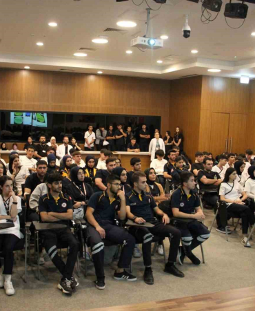 Elazığda Kesi̇ci̇ Alet Yaralanmalarına Yöneli̇k Eği̇ti̇m