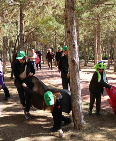 Elazığda Ormanlar İçi̇n El Ele Veri̇ldi̇
