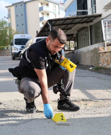 Elazığda Si̇lahlı Kavga: 3 Yaralı