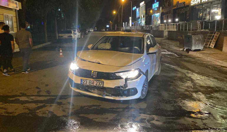 Elazığda Trafi̇k Kazası: 2 Yaralı