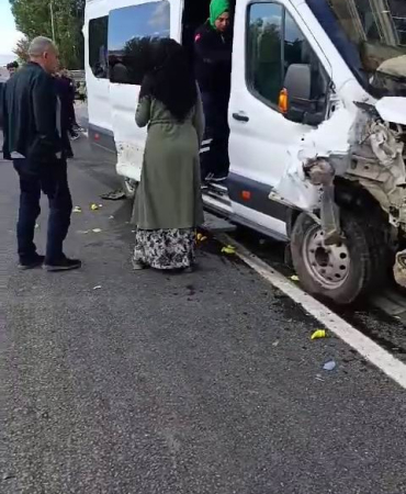 Elazığda Trafi̇k Kazası: 3 Yaralı