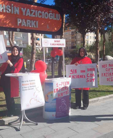Emzi̇rme Haftası Dolayısıyla Stant Açılarak Anne Sütünün Önemi̇ Anlatıldı