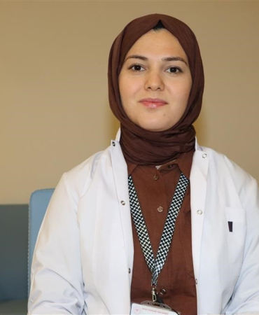 Erkeklerde Daha Sık Görülüyor, 2 İla 5 Yaş Arasında Başlıyor