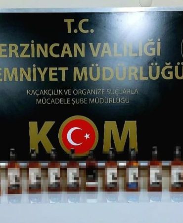 Erzi̇ncanda 17 Şi̇şe Kaçak İçki̇ Ele Geçi̇ri̇ldi̇