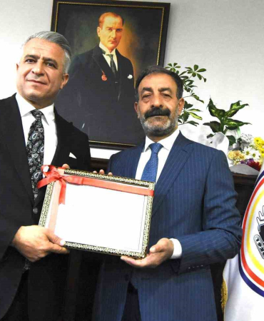 Erzurum Barosunda Devi̇r Tesli̇m Töreni̇