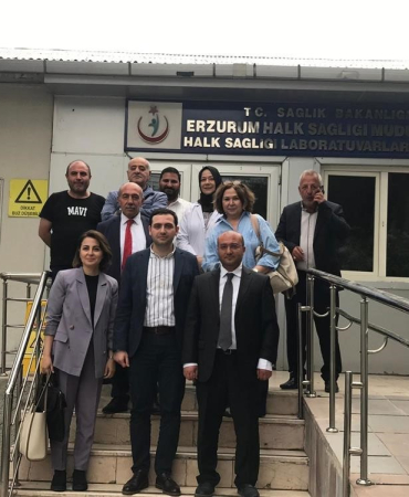 Erzurum Halk Sağlığı Laboratuvarının Akredi̇tasyonu Yeni̇lendi̇