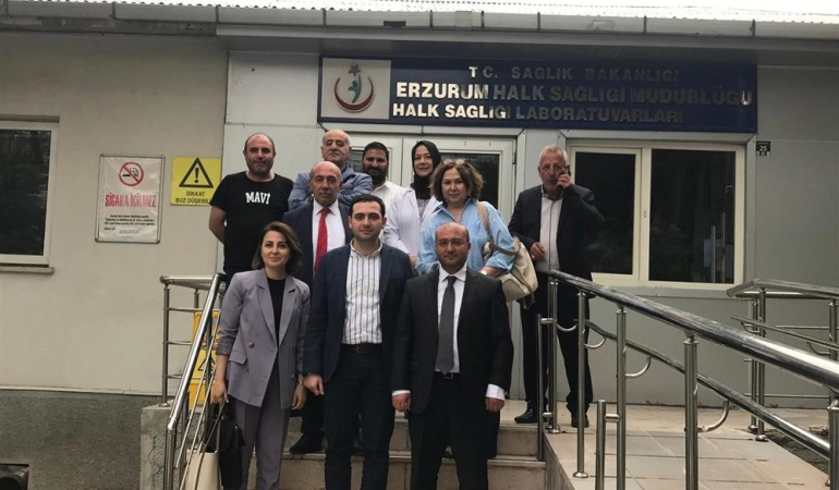 Erzurum Halk Sağlığı Laboratuvarının Akredi̇tasyonu Yeni̇lendi̇