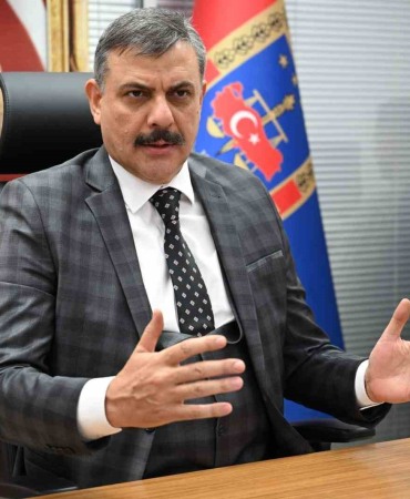 Erzurum Vali̇si̇ni̇ Dolandırmak İstedi̇ler