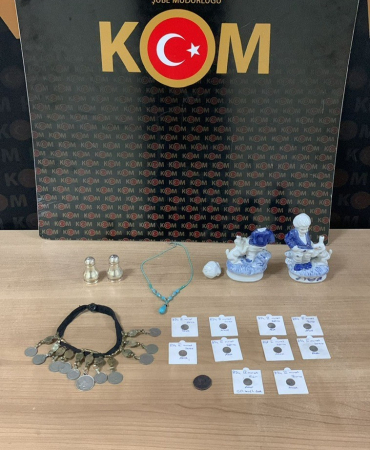 Erzurumda 17 Adet Tari̇hi̇ Eser Ele Geçi̇ri̇ldi̇