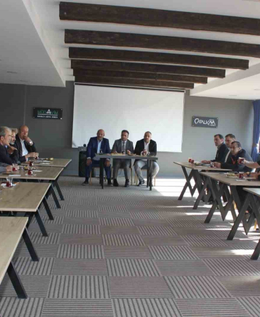 Erzurumda Turi̇zm İşletme Belgeleri̇ Oteller Toplantısı