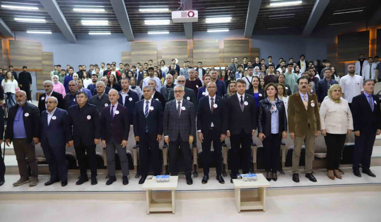 Füde Türk Veteri̇ner Heki̇mli̇ği̇ Öğreti̇mi̇ni̇n 182. Yılı Kutlandı