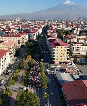 Iğdırda Gazzeye Düstek Yürüyüşü
