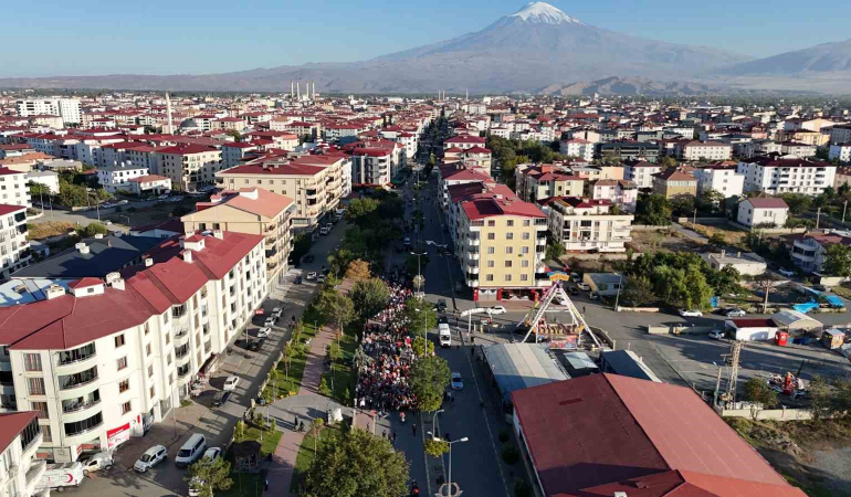 Iğdırda Gazzeye Düstek Yürüyüşü