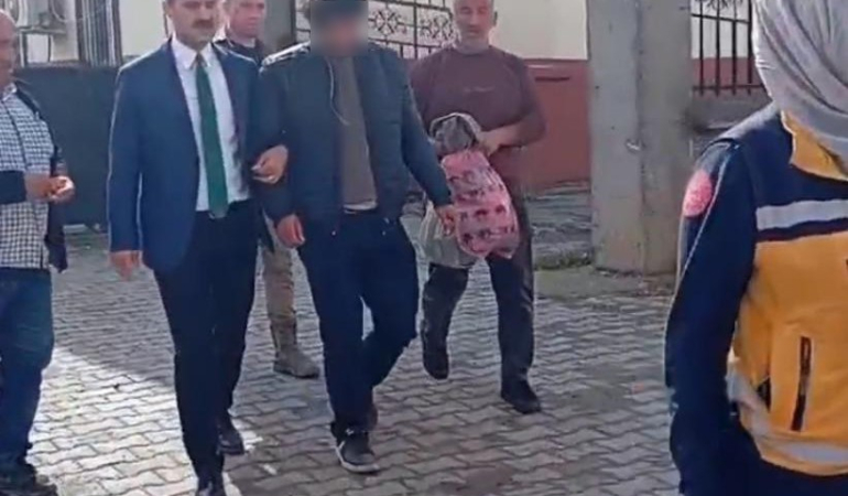 Iğdırın Tuzluca İlçesi̇nde İnti̇har Gi̇ri̇şi̇mi̇: Kaymakam İkna Etti̇