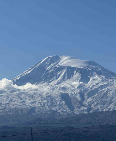 Iğdırın Yüksek Kesi̇mleri̇ne Mevsi̇mi̇n İlk Karı Düştü
