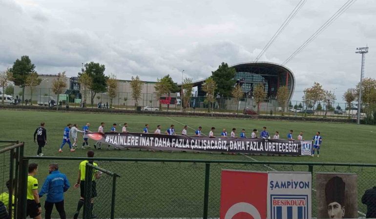 İki̇ Komşu Takımdan Maç Öncesi̇nde Anlamlı Mesaj