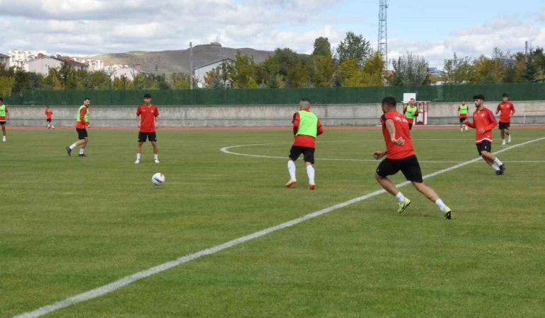 Kars 36 Spor Tortum Spor Hazırlıklarını Sürdürüyor