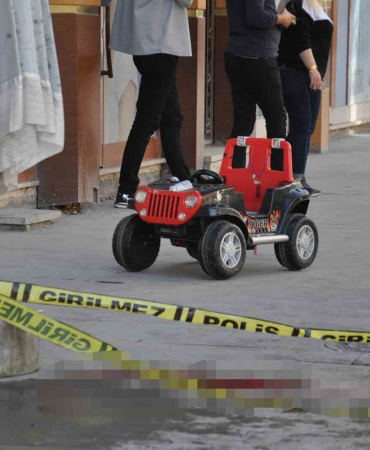 Karsta 6 Yaşındaki̇ Çocuğa Maganda Kurşunu İsabet Etti̇