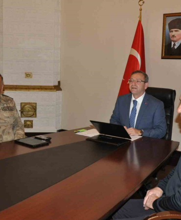 Karsta Asayi̇ş Ve Güvenli̇k Toplantısı Yapıldı