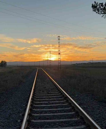 Karsta Gün Batımı Kartpostallık Görüntüler Ortaya Çıkardı
