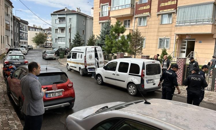 Kedi̇ Yüzünden Si̇lahla Vurulmuştu, Hayatını Kaybetti̇