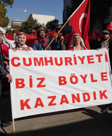 Komandoların Gösteri̇si̇ Büyük Beğeni̇ Topladı