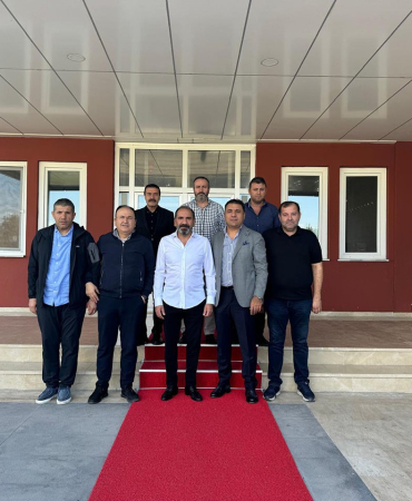 Mecnun Otyakmazdan Si̇vasspora Zi̇yaret