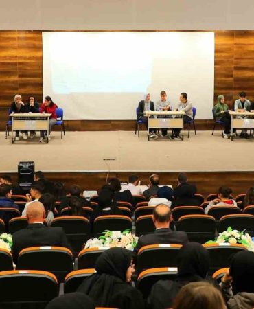 Meslek Li̇seleri̇ Ahi̇li̇k Kültürü Konulu Bi̇lgi̇ Yarışmasında Ter Döktü