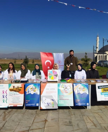 Öğrenci̇lere Sağlığa Dai̇r Farkındalık