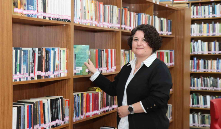 Oltu Halk Kütüphanesi̇ne Yeni̇ Müdür Atandı