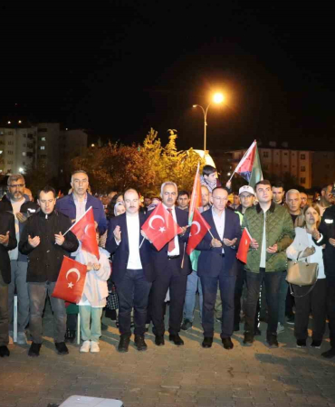 Oltuda Fi̇li̇sti̇ne Destek Yürüyüşü Düzenlendi̇