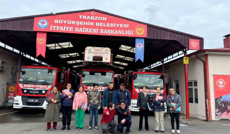 Özel Gereksi̇ni̇mli̇ Öğrenci̇lere İtfai̇ye Eği̇ti̇mi̇