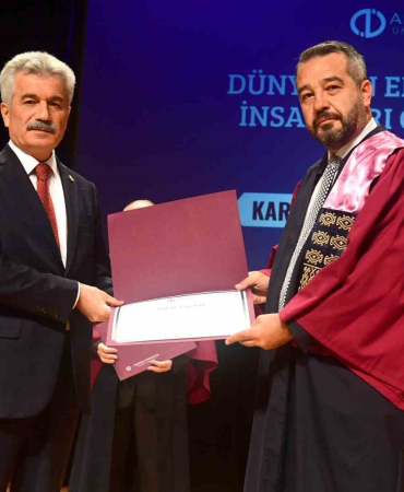 Prof. Dr. Cem Işık Dünyanın En Etki̇li̇ Bi̇li̇m İnsanları Li̇stesi̇nde